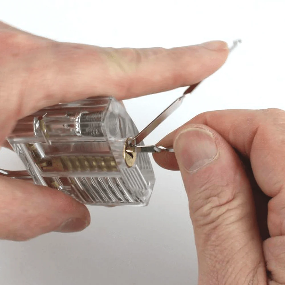Lock Picking - Beginners Visual Guide - 200 Illustrations & 176 Pages - Image 12